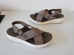 Timberland MAAT 41 Los Angeles sandalen plateau zolen Taupe, Verzenden, Beige, Sandalen of Muiltjes, Zo goed als nieuw