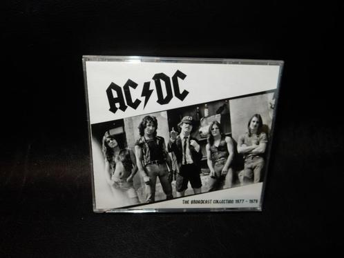 AC DC - Zeldzame cd-box met 4 cd's, Cd's en Dvd's, Cd's | Hardrock en Metal, Zo goed als nieuw, Verzenden