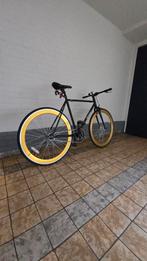 Fitsen, Fietsen en Brommers, Brommerhelmen, Ophalen of Verzenden, Zo goed als nieuw