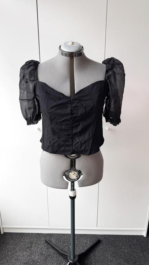 H&M hart neckline zomer top met mesh vleermuis mouwen, Kleding | Dames, Tops, Zo goed als nieuw, Maat 42/44 (L), Lange mouw, Ophalen of Verzenden