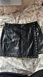 Leren broekrok met studs, Kleding | Dames, Rokken, Verzenden, Zwart, Maat 42/44 (L), Zo goed als nieuw