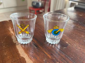 Borrelglaasjes militair / artillerie / AAT beschikbaar voor biedingen