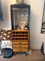 Wine rack - Dutchbone, Ophalen, 50 tot 100 cm, Zo goed als nieuw, Met lade(s)