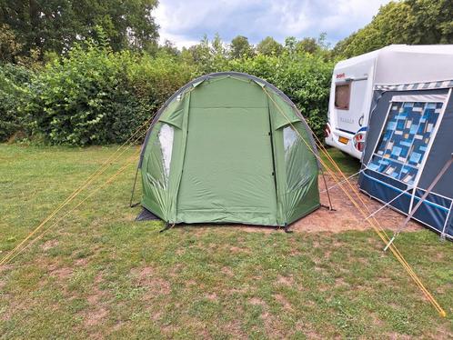 4 persoons Tent van Red Wood (Vrijbuiter), Caravans en Kamperen, Tenten, Zo goed als nieuw, Ophalen