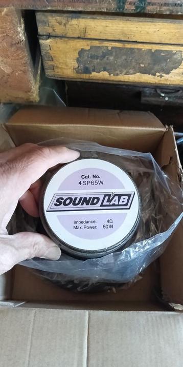 Gezocht soudlab speakers 4sp65w beschikbaar voor biedingen