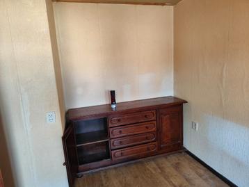 Antiek Dressoir / Kabinet beschikbaar voor biedingen