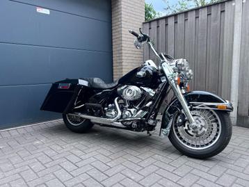 Harley-Davidson Road King uit 2011 met 66.273 km beschikbaar voor biedingen