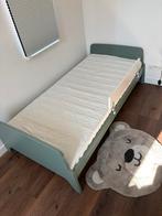 Nieuw kinderbed bureau en bureau stoel, Ophalen, 85 tot 100 cm, Zo goed als nieuw, Matras