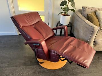 Prominent Relaxfauteuil Stockholm S Accu XS Burgundy Leer beschikbaar voor biedingen