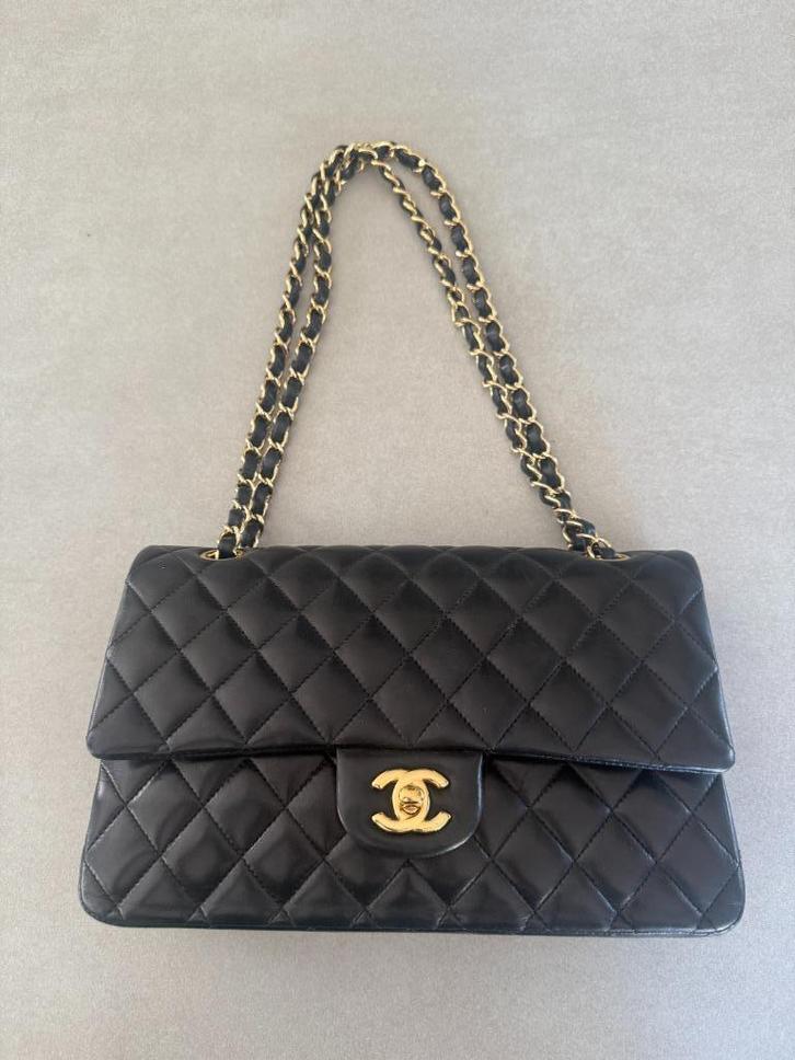 Chanel Classic Medium Double Flap, Sieraden, Tassen en Uiterlijk, Tassen | Damestassen, Zo goed als nieuw, Handtas, Zwart, Ophalen