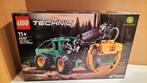 LEGO TECHNIC 42157 JOHN DEERE HOUTTRANSPORT, Ophalen of Verzenden, Nieuw