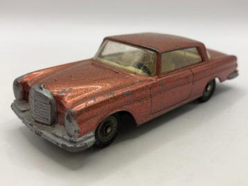 Dinky Toys 533 Mercedes-Benz 300SE MATIG- M25 beschikbaar voor biedingen