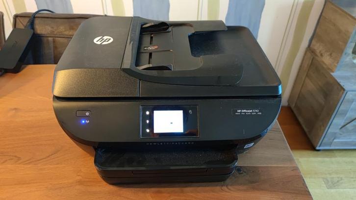HP Officejet 5742, Computers en Software, Printers, Gebruikt, All-in-one, Inkjetprinter, Kleur printen, Kopieren, Scannen, Zwart-en-wit printen