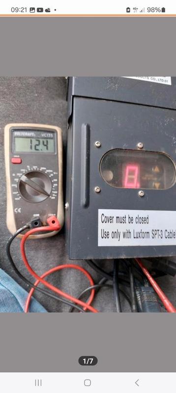 Travo Omvormer 220v  12v met timer licht sencor beschikbaar voor biedingen