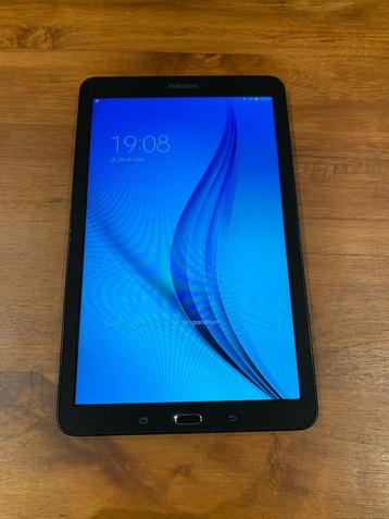 Samsung Galaxy Tab E SM-T560 9,6 inch tablet - Android 4.4.4 beschikbaar voor biedingen