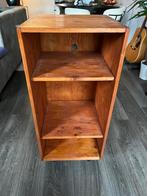 Houten kastje met planken, Huis en Inrichting, Kasten | Boekenkasten, Ophalen, Met plank(en), Minder dan 50 cm, Gebruikt
