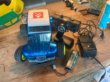 Tamiya Stadium Thunder RC Auto beschikbaar voor biedingen