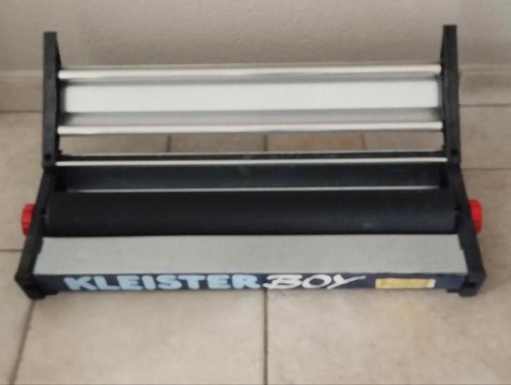 Kleister Boy behangroller / Behanglijmmachine  lijmmachine, Doe-het-zelf en Verbouw, Gereedschap | Overige machines, Zo goed als nieuw