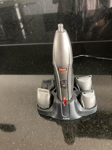 Scheerapparaat, baardtrimmer , bodytrimmer, tondeuse AEG beschikbaar voor biedingen