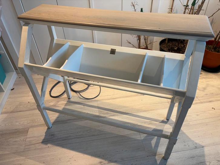 Dressoir/tafel met tijdschriftenvak - Riviera Maison, Antiek en Kunst, Antiek | Meubels | Tafels, Ophalen