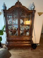 Kast - Prachtige Blikvanger voor Uw Interieur, Ophalen
