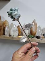 Grote roos van mosagaat op zilverkleurige steel

23,5 cm, Ophalen of Verzenden, Mineraal