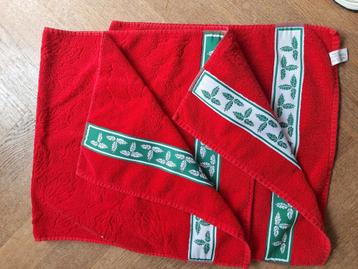 Kerst handdoeken rood met Hulst randje beschikbaar voor biedingen