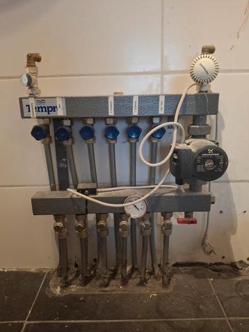 Tempo Vloerverwarming Verdeler - 6 Groepen beschikbaar voor biedingen