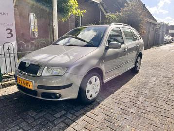Skoda Fabia Combi 1.4-16V Spirit+ (bj 2007) beschikbaar voor biedingen