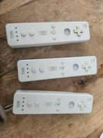 Nintendo wii remote controllers, Spelcomputers en Games, Spelcomputers | Nintendo Consoles | Accessoires, Wii-mote of Nunchuck
