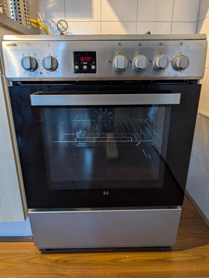 Gasfornuis met oven: Etna FGV660RVS, Witgoed en Apparatuur, Fornuizen, Zo goed als nieuw, Vrijstaand, Gas, 4 kookzones, 85 tot 90 cm