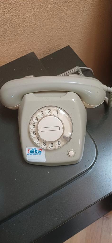 Vintage draaischijf telefoon klassieker!, Telecommunicatie, Vaste telefoons | Handsets en Draadloos, Gebruikt, 1 handset, Ophalen of Verzenden