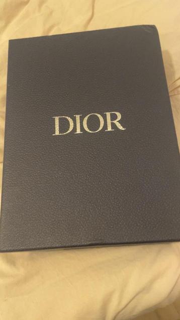 Dior b30 te koop! beschikbaar voor biedingen