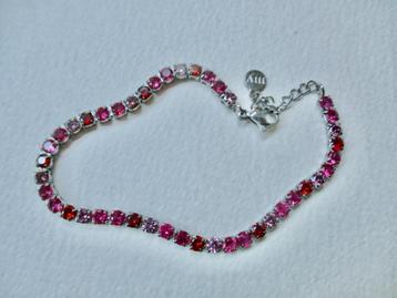Zilverkleur armbandje 16 - 18.5 cm merk MY vol steentjes beschikbaar voor biedingen