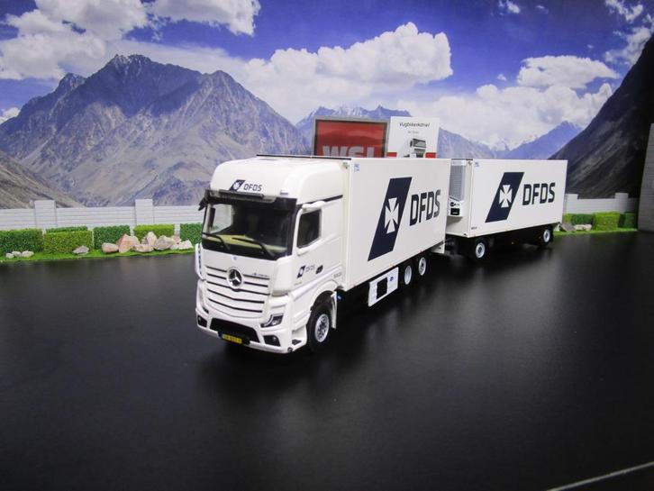 Wsi 01-4547 DFDS , Mercedes-Benz Actros MP5 Giga Space, Hobby en Vrije tijd, Modelauto's | 1:50, Nieuw, Bus of Vrachtwagen, Wsi