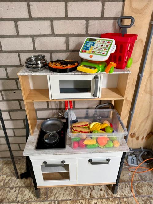 Keukentje met accessoires, Kinderen en Baby's, Speelgoed | Speelkeukens, Gebruikt, Speelkeuken, Hout, Ophalen