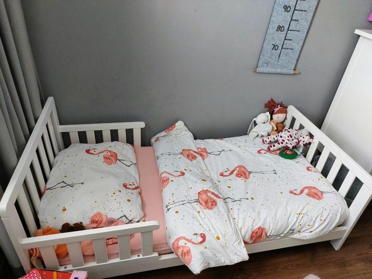 Peuterbed Wit, Kinderen en Baby's, Kinderkamer | Bedden, Zo goed als nieuw, 140 tot 160 cm, 70 tot 85 cm, Lattenbodem, Ophalen