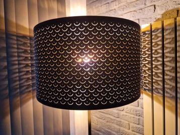 Ikea NYMÖ
Lampenkap, zwart/messingkleur, 59 cm beschikbaar voor biedingen