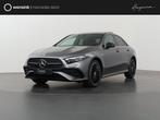 Mercedes-Benz A-klasse 250 e Business Solution AMG | Panoram, Auto's, Mercedes-Benz, Parkeerassistent, 4 cilinders, 163 pk, Plug-in hybride