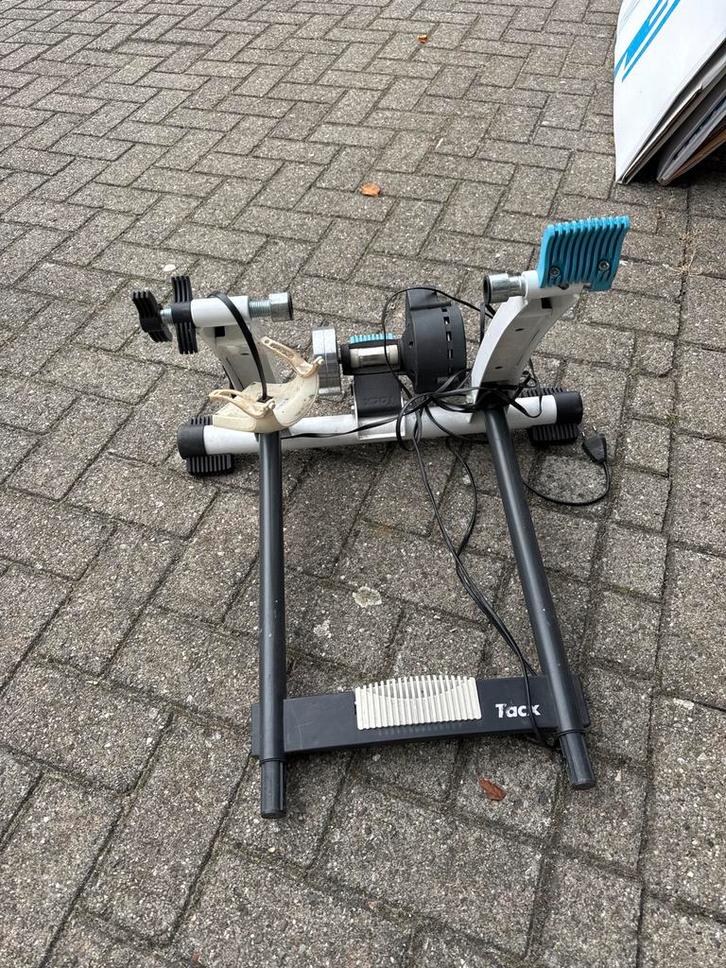 Tacx iFlow Fietstrainer, Sport en Fitness, Fitnessmaterialen, Gebruikt, Overige typen, Benen, Ophalen of Verzenden