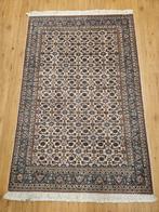 Handgeknoopt oosters tapijt herati 197x122, Huis en Inrichting, Stoffering | Tapijten en Kleden, Info@SlatsAntiek.nl, Crème, 100 tot 150 cm