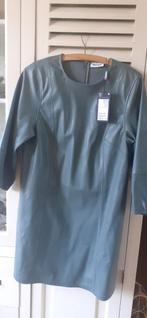 Nieuw  olijfgroene jurk, Ophalen of Verzenden, Zo goed als nieuw, Maat 38/40 (M)