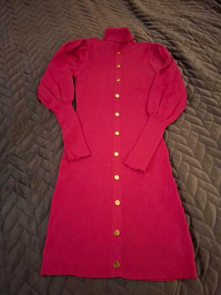 Roze Jurk met Gouden Knopen - Jolio&Co, Kleding | Dames, Jurken, Zo goed als nieuw, Maat 36 (S), Roze, Boven de knie, Ophalen of Verzenden