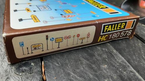 Modelbaan Faller verkeersborden marklin nieuw 1:87 modelbouw, Hobby en Vrije tijd, Modeltreinen | H0, Nieuw, Brug, Tunnel of Gebouw