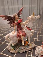 Prachtig Engelenbeeld op Eenhoorn, Verzamelen, Beelden en Beeldjes, Ophalen of Verzenden, Zo goed als nieuw