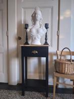 Hoge Sidetable Bijzettafel Plantentafel hout zwart poten lad, Huis en Inrichting, Tafels | Sidetables, Ophalen, 50 tot 100 cm