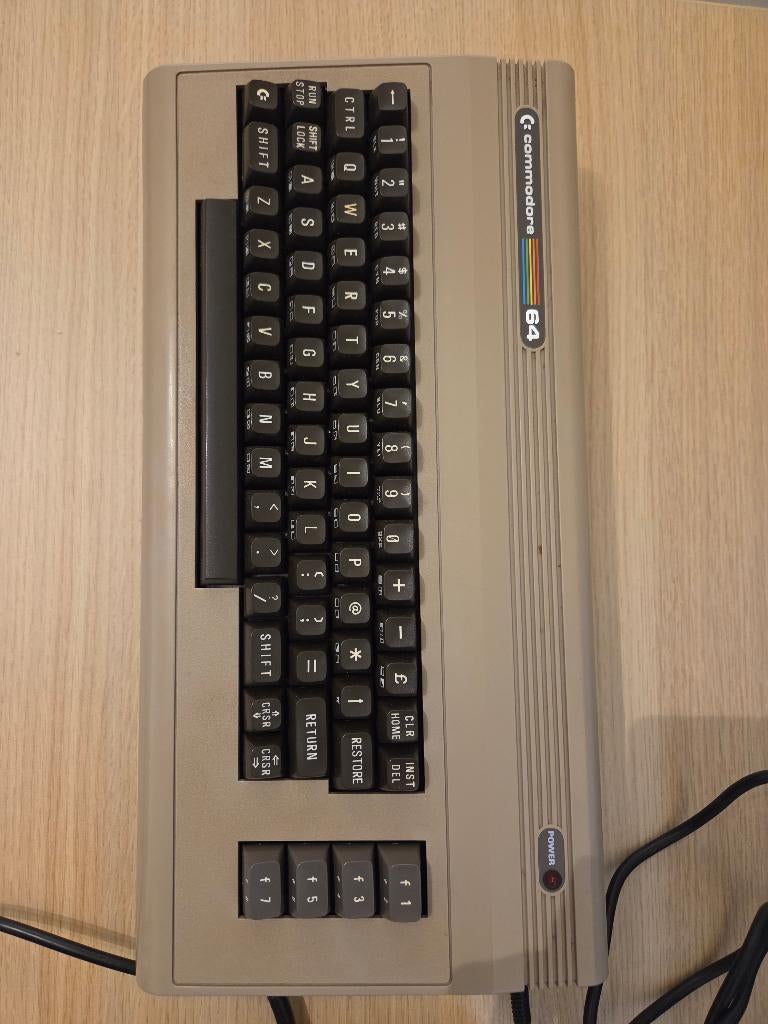 Commodore 64 set + 1541-II diskdrive + Datassette +voedingen, Computers en Software, Vintage Computers, Ophalen