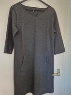 Grijze jurk van Freequent - Maat XL, Kleding | Dames, Freequent, Nieuw, Ophalen of Verzenden, Knielengte