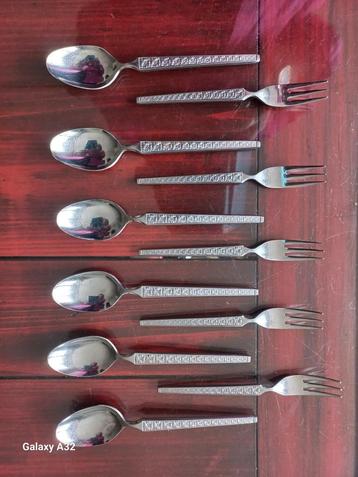 6 lepeltjes en 5 vorkjes van Hane Stainless General Bussan beschikbaar voor biedingen