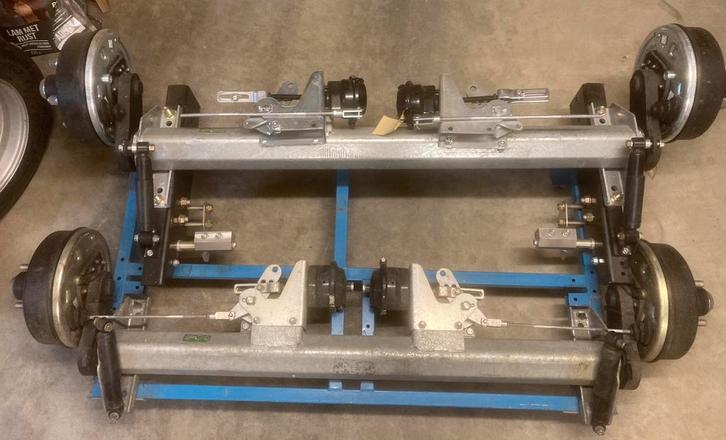 Torsie Assen met compleet remsysteem, Auto diversen, Aanhangwagen-onderdelen, Ophalen